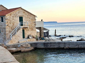 Vacation House CICA Komiza
